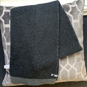 Ivivva Knit scarf